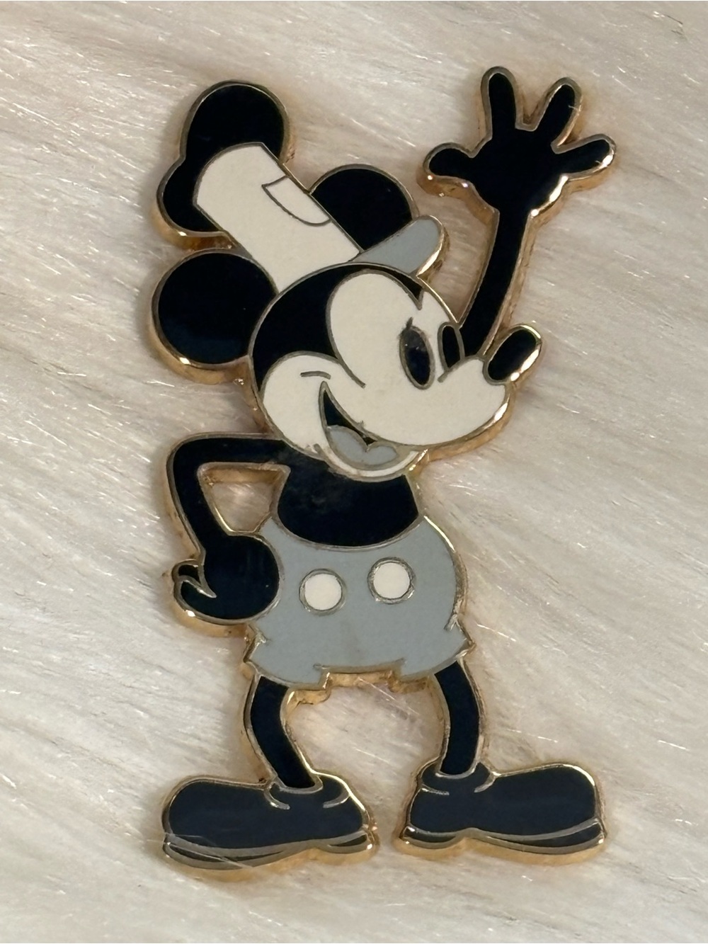 Disney Parks 2008 Mickey Mouse Steamboat Willie Wave Enamel Pin